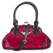 Sac  main verni rouge avec dtails noirs et dcorations toiles d'araigne